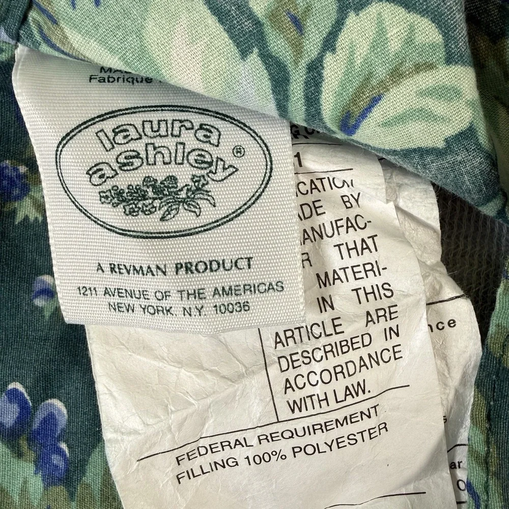 One VTG Laura Ashley Pillow Cover Bramble Berry Ruffled Throw Green Cottagecore